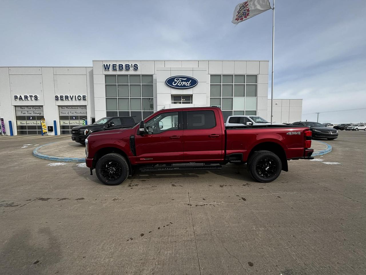 2026 Ford F-350 Super Duty SRW LARIAT 4WD CREW CAB 6.75' BOX Photo4