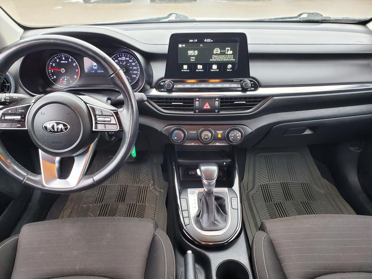 2019 Kia Forte EX Photo4