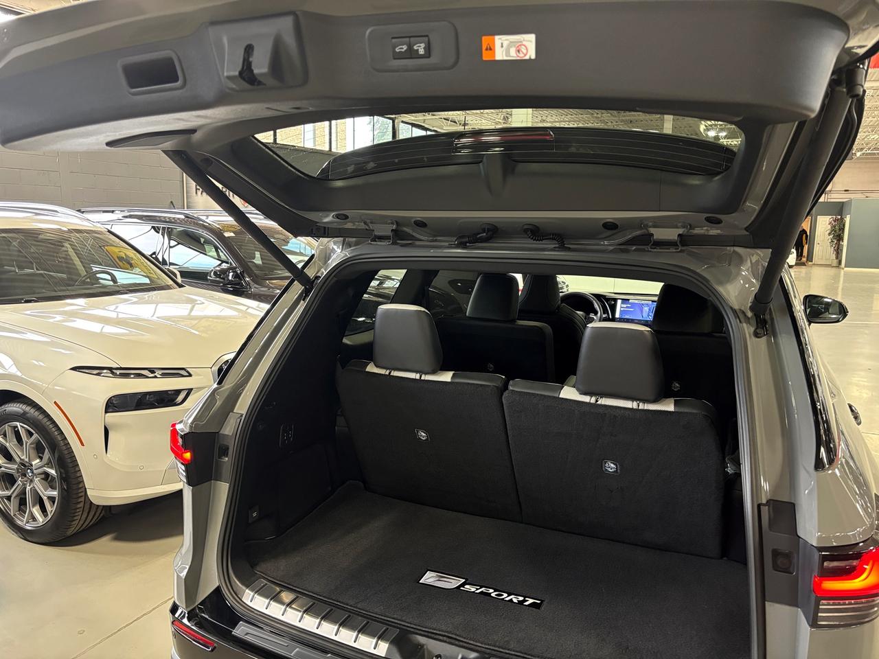 2025 Lexus TX TX 500h|F-SPORT|TURBO|HYBRID|AWD|WHITELEATHER|HUD Photo