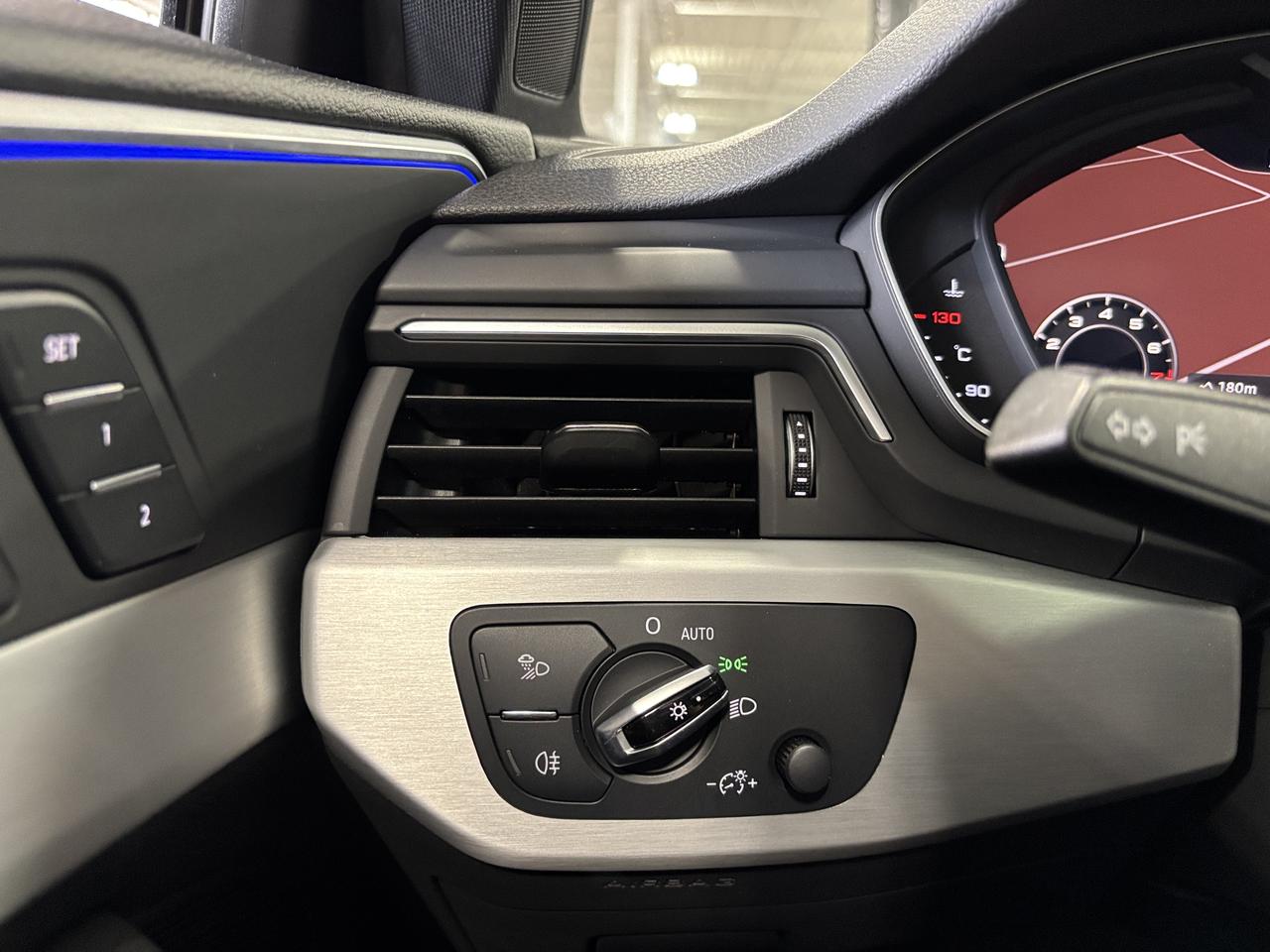 2017 Audi A4 Technik|QUATTRO|S-LINE|MANUAL|CLUSTERNAV|AMBIENT|+ Photo