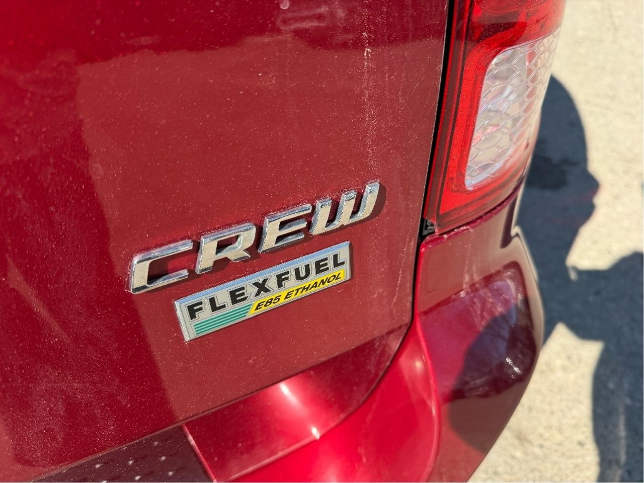 2015 Dodge Grand Caravan Crew Plus | Leather | Very Well Maintained !! Photo