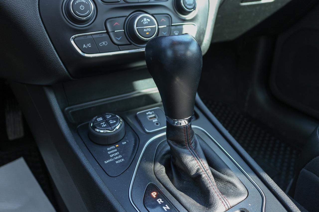 2022 Jeep Cherokee Trailhawk Elite 4x4  | NAVIGATION | BLUETOOTH | Photo