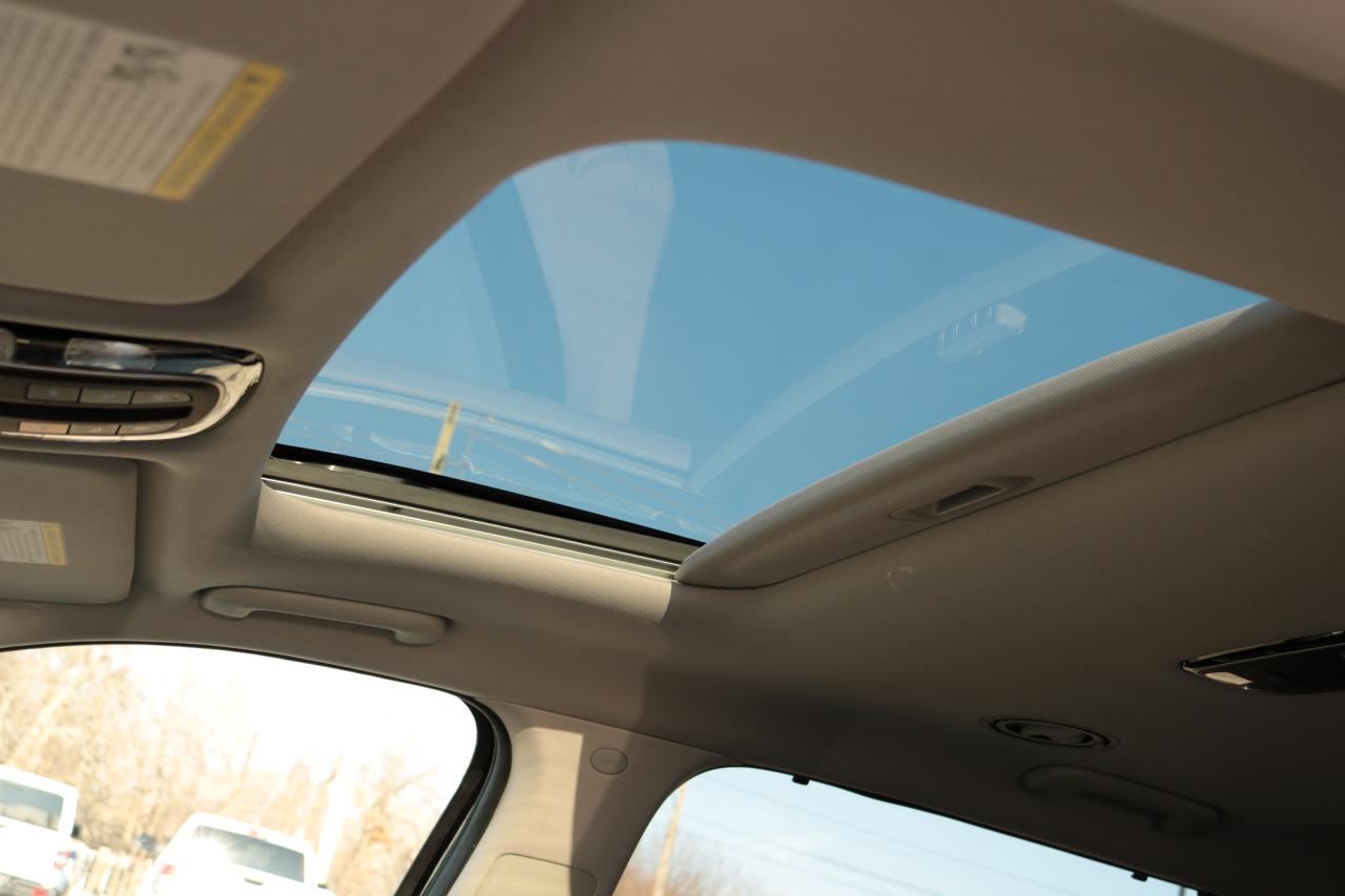 2024 Hyundai PALISADE Urban 8-Passenger AWD | NAVIGATION | REMOTE START Photo