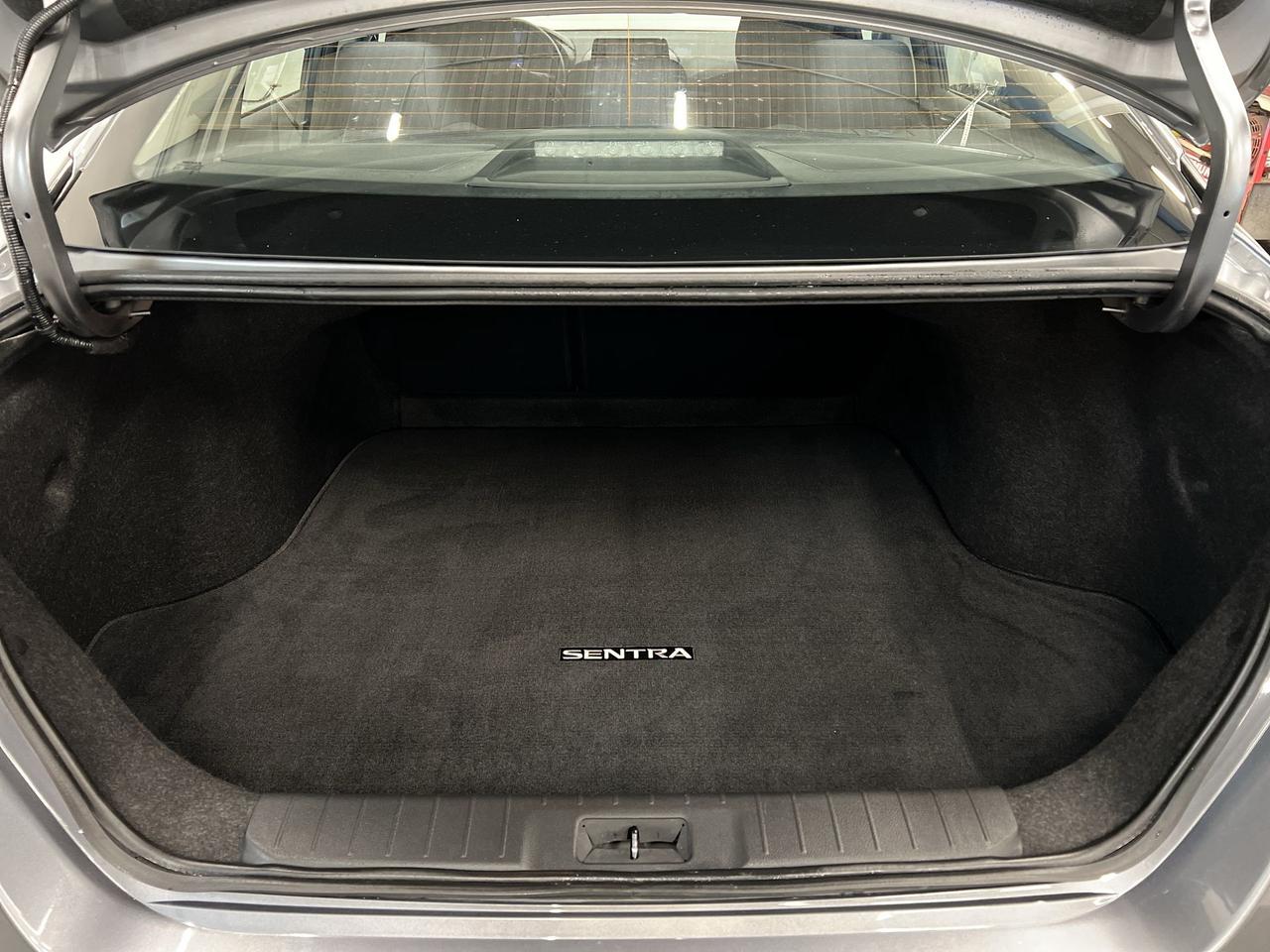 2024 Nissan Sentra ONLY 19,000KMS! | HTD SEATS | CARPLAY | BLIND SPOT Photo