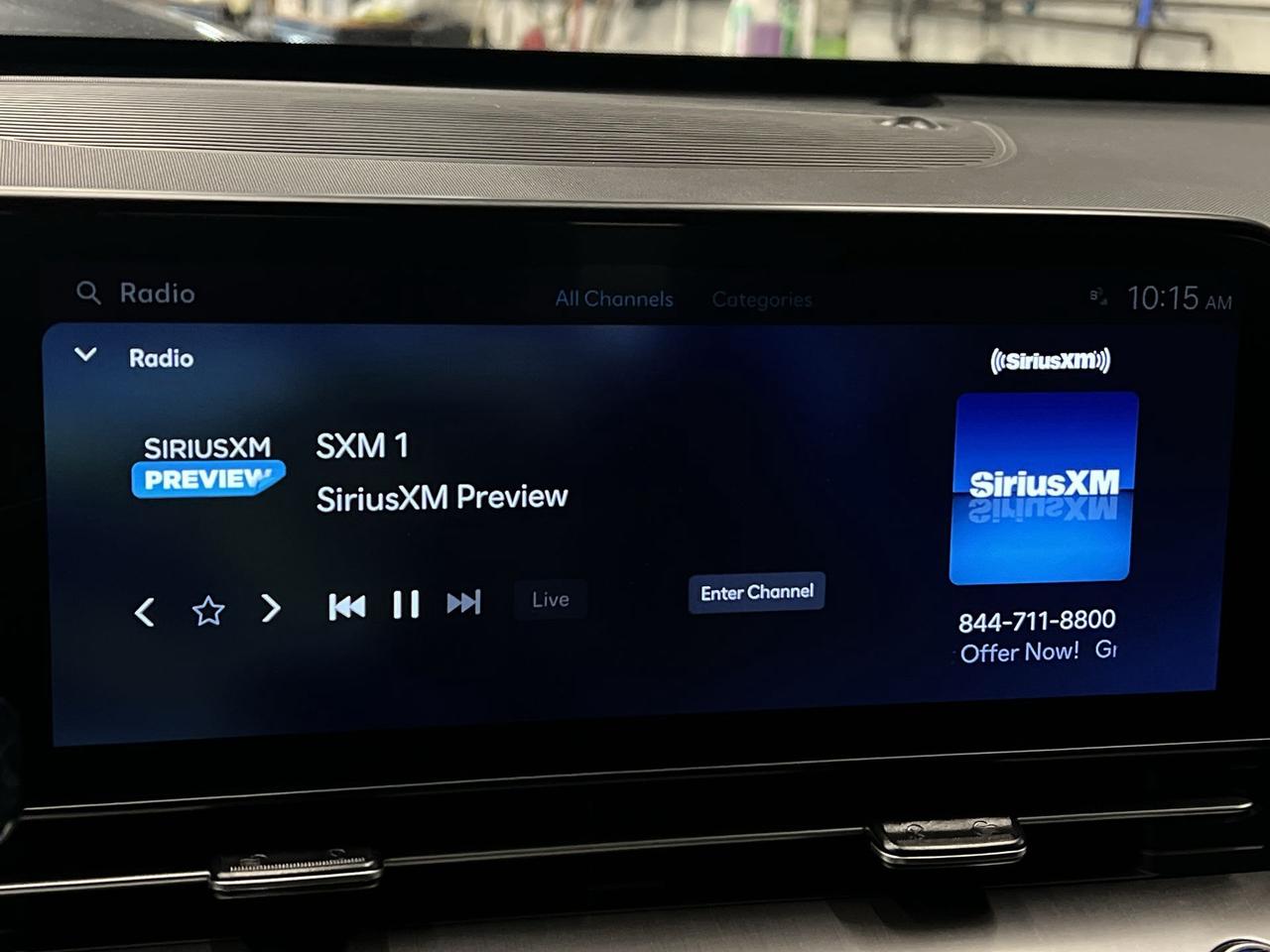 2024 Hyundai KONA AWD | HTD SEATS | CARPLAY |ALLOYS | REAR CAM | A/C Photo