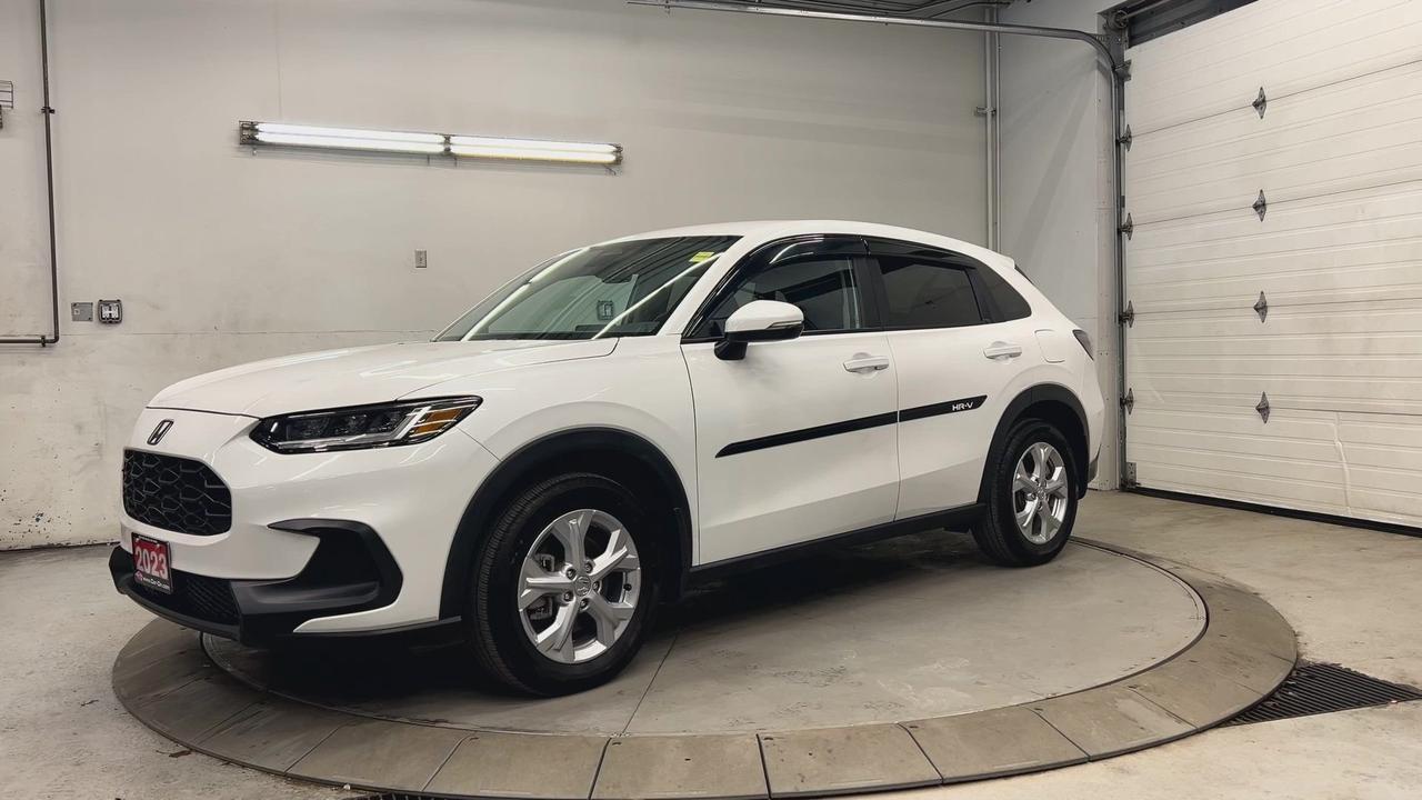2023 Honda HR-V ONLY 16,000KMS!! | HTD SEATS | CARPLAY | ALLOYS Photo