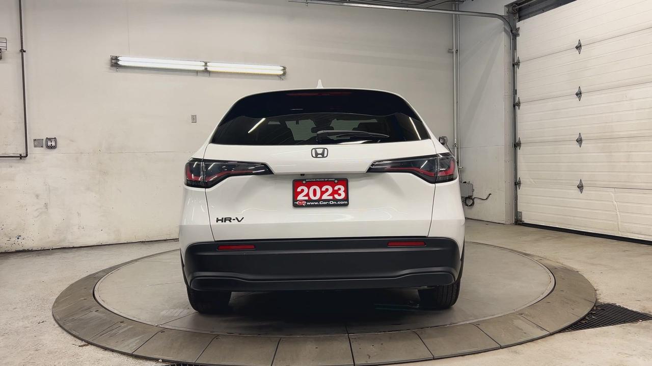 2023 Honda HR-V ONLY 16,000KMS!! | HTD SEATS | CARPLAY | ALLOYS Photo