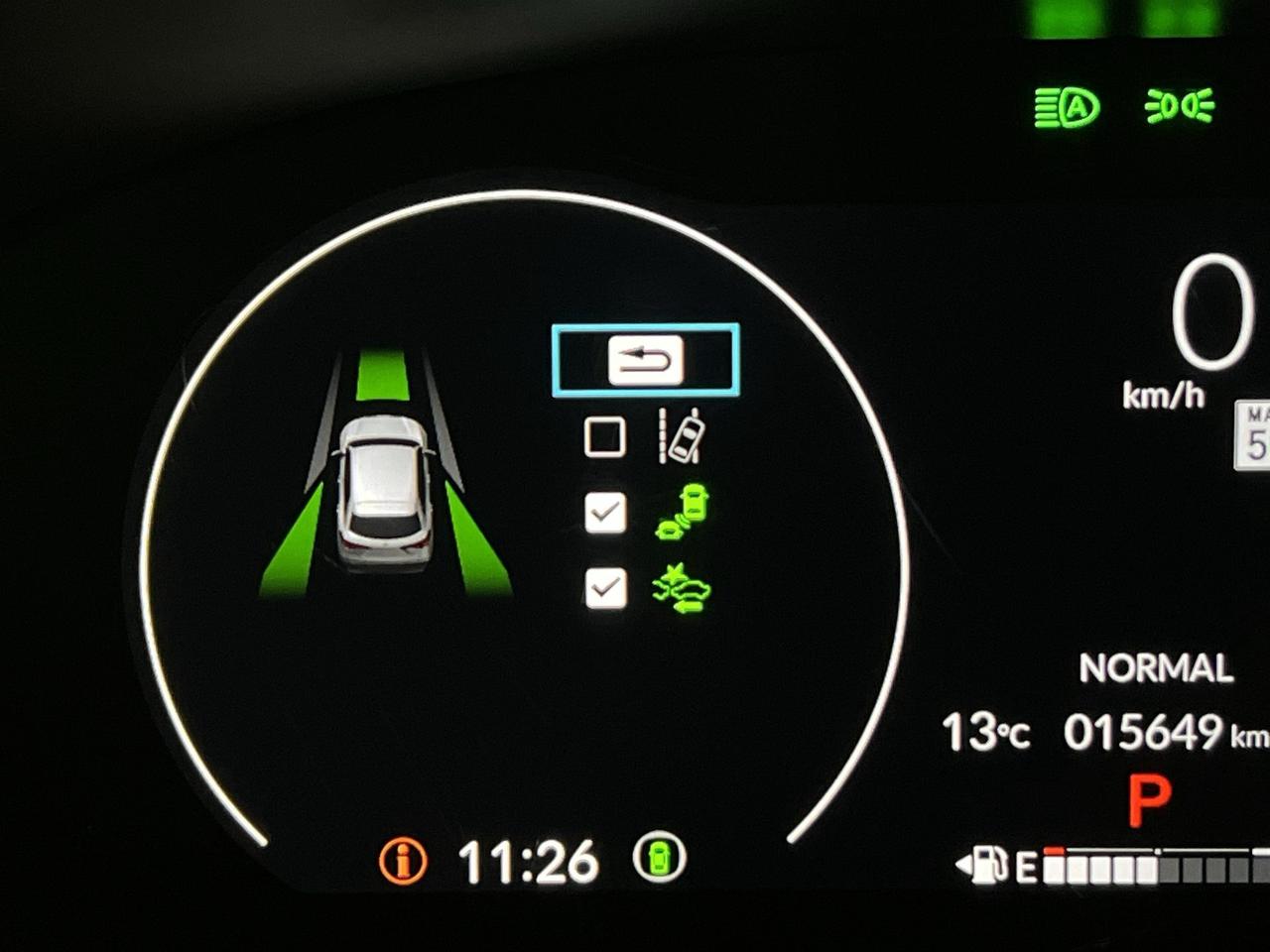 2023 Honda HR-V ONLY 16,000KMS!! | HTD SEATS | CARPLAY | ALLOYS Photo