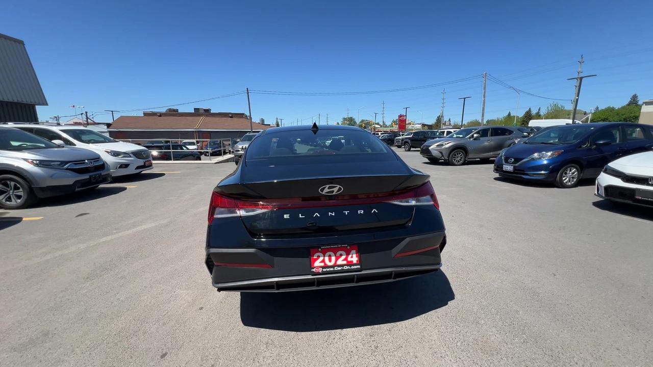 2024 Hyundai Elantra PREFERRED TECH | HTD SEATS |CARPLAY | REMOTE START Photo