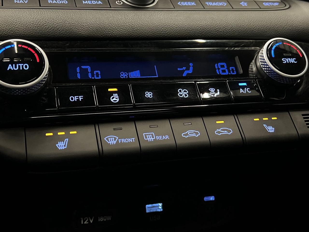 2024 Hyundai Elantra PREFERRED TECH | HTD SEATS |CARPLAY | REMOTE START Photo