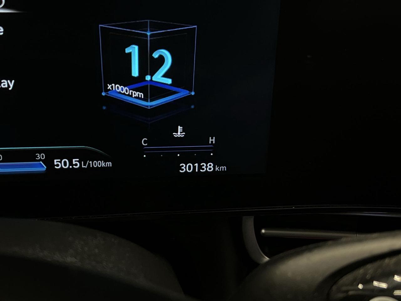 2024 Hyundai Elantra PREFERRED TECH | HTD SEATS |CARPLAY | REMOTE START Photo