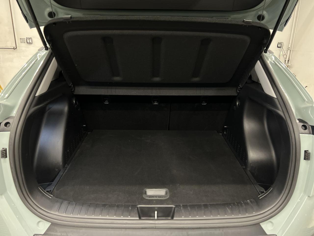 2025 Hyundai KONA TREND AWD | HTD LEATHER | CARPLAY | REMOTE START Photo
