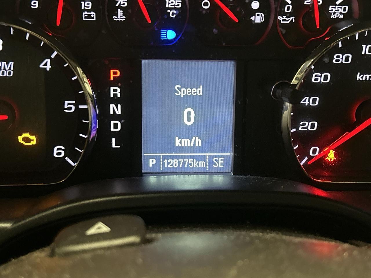 2018 GMC Sierra 1500 ELEVATION 4X4 | 5.3L V8 | CARPLAY | TOW PKG | A/C Photo4