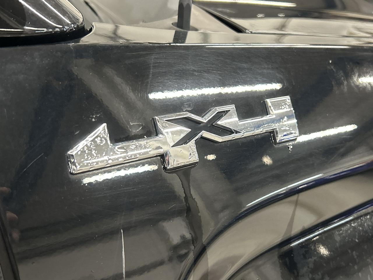 13723712
