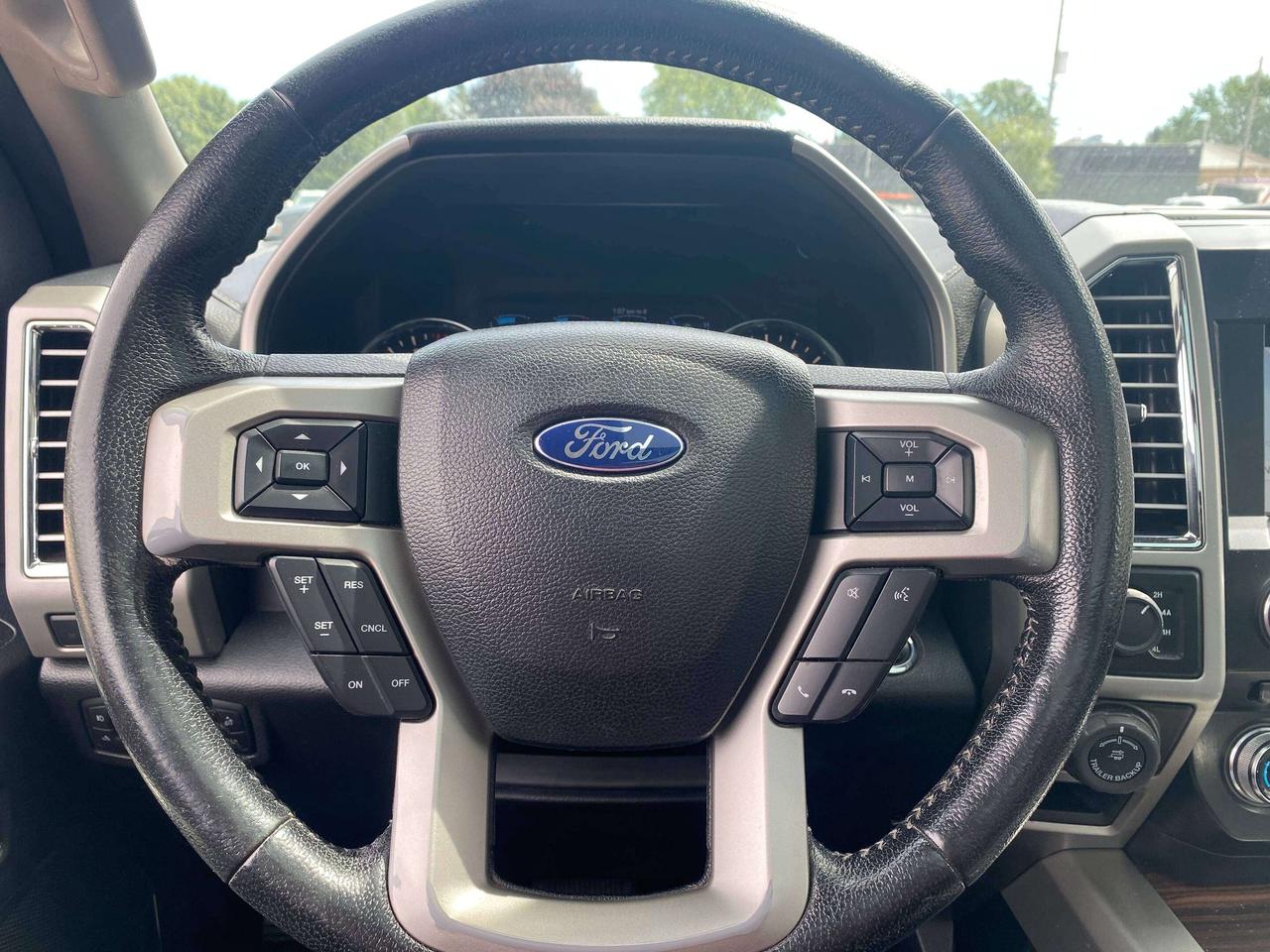 2016 Ford F-150 LARIAT, CLEAN CARFAX, HEATED/ COOLED LEATHER SEATS - Photo #19