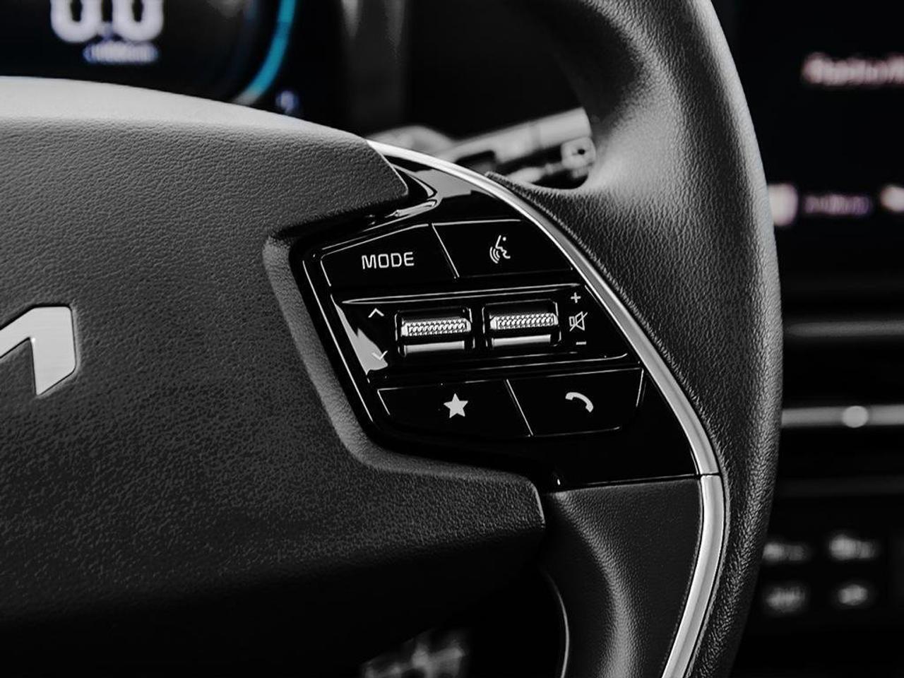 2026 Kia NIRO HEV LX Photo