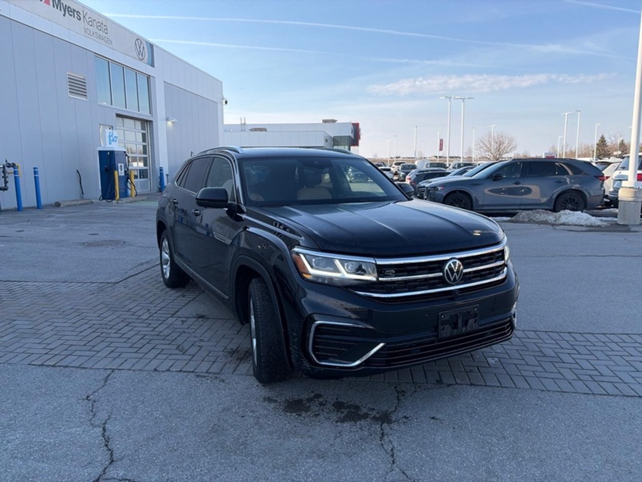 2023 Volkswagen Atlas Cross Sport Execline 3.6 FSI Photo