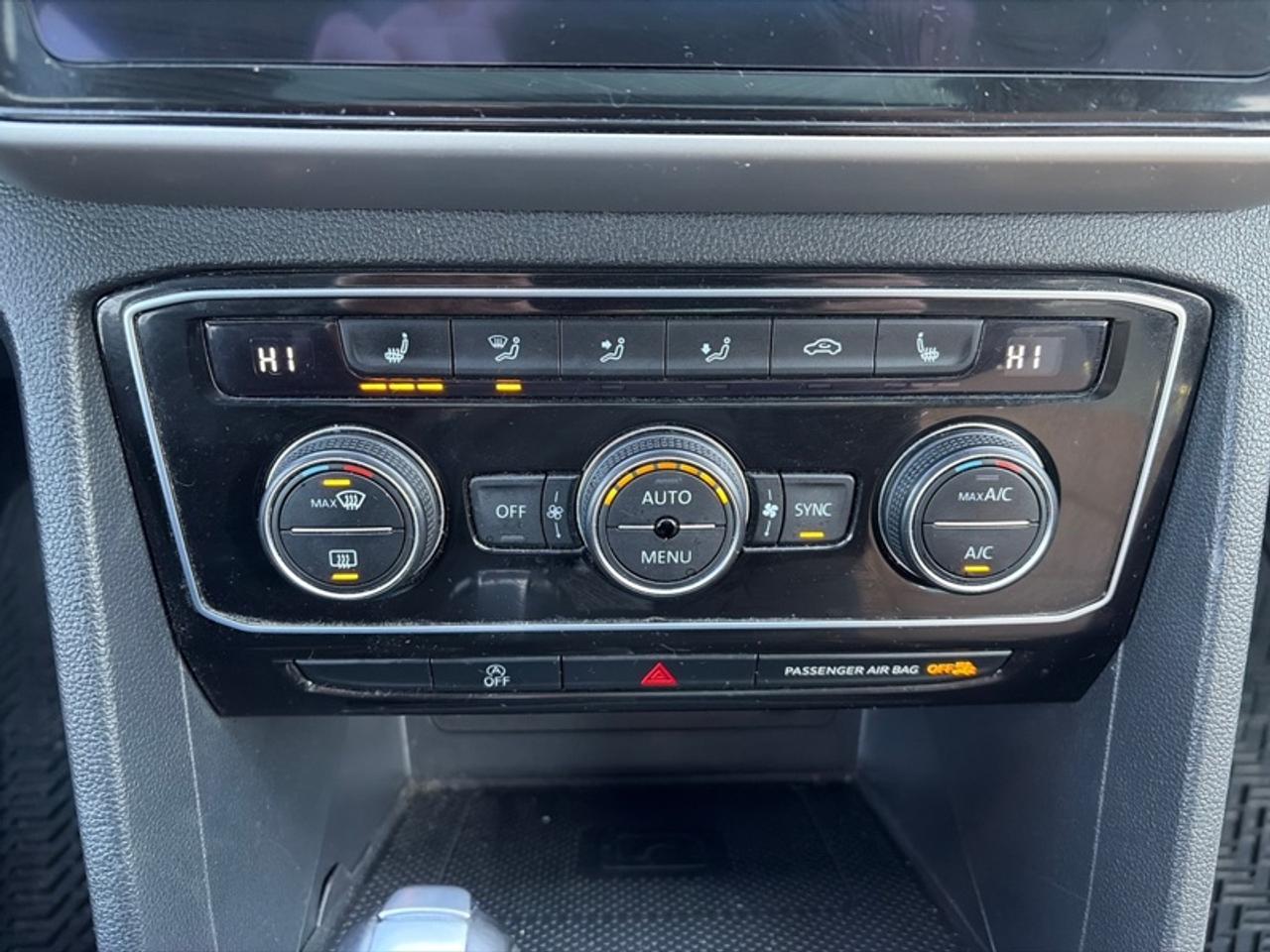 2023 Volkswagen Atlas Cross Sport Execline 3.6 FSI Photo