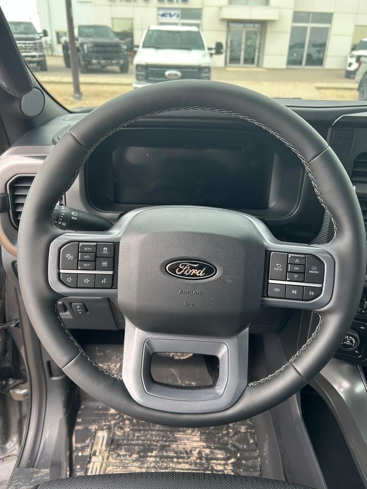 2026 Ford F-150 LARIAT 4WD SUPERCREW 5.5' BOX 502A Photo4