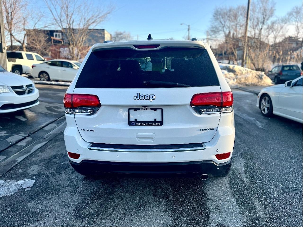 2016 Jeep Grand Cherokee Limited Certified Photo