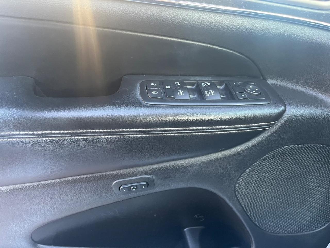 2016 Jeep Grand Cherokee Limited Certified Photo