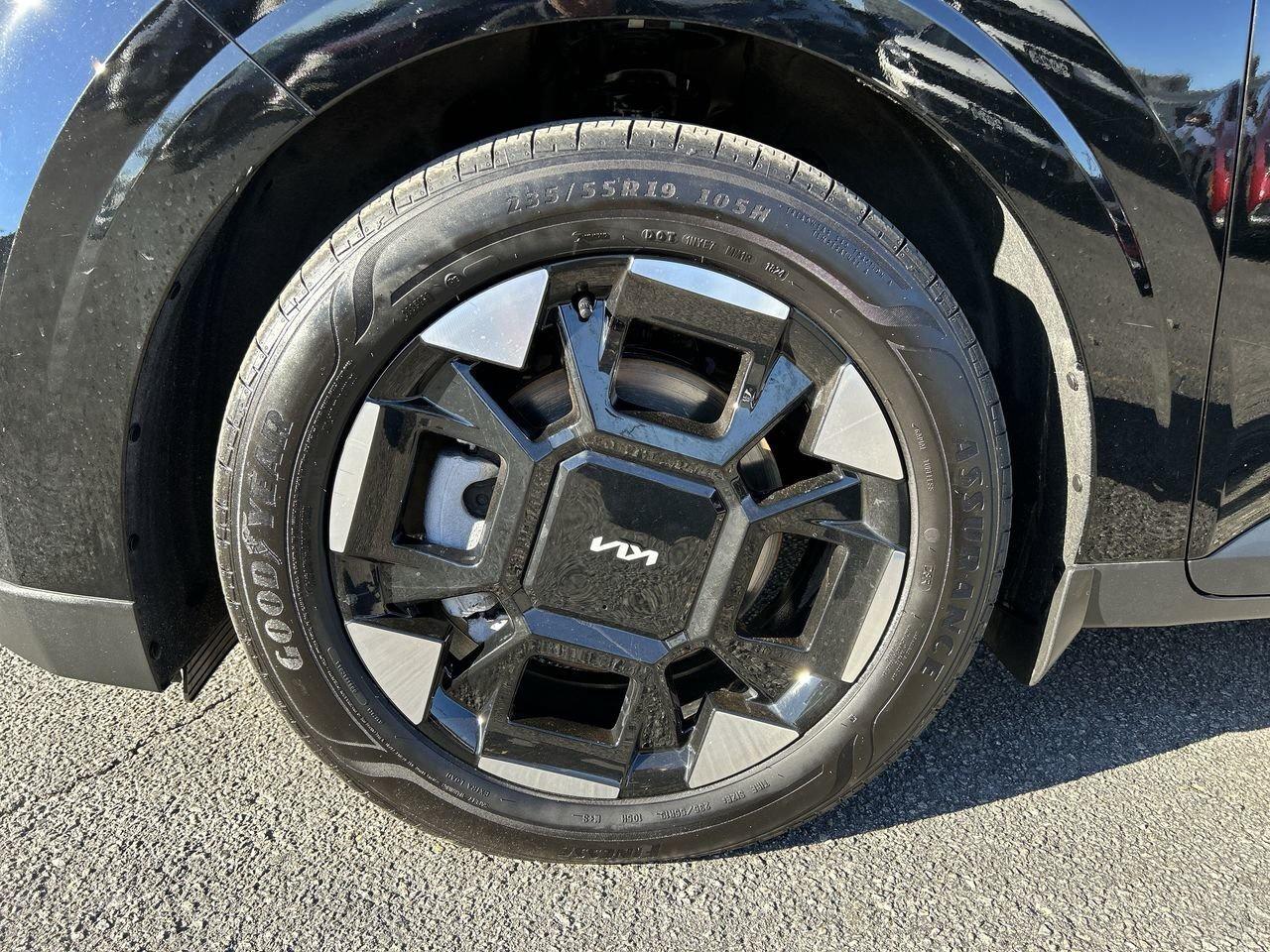 2025 Kia Carnival EX FWD   Premium Space, Family-Ready! 8Seats   Bli Photo