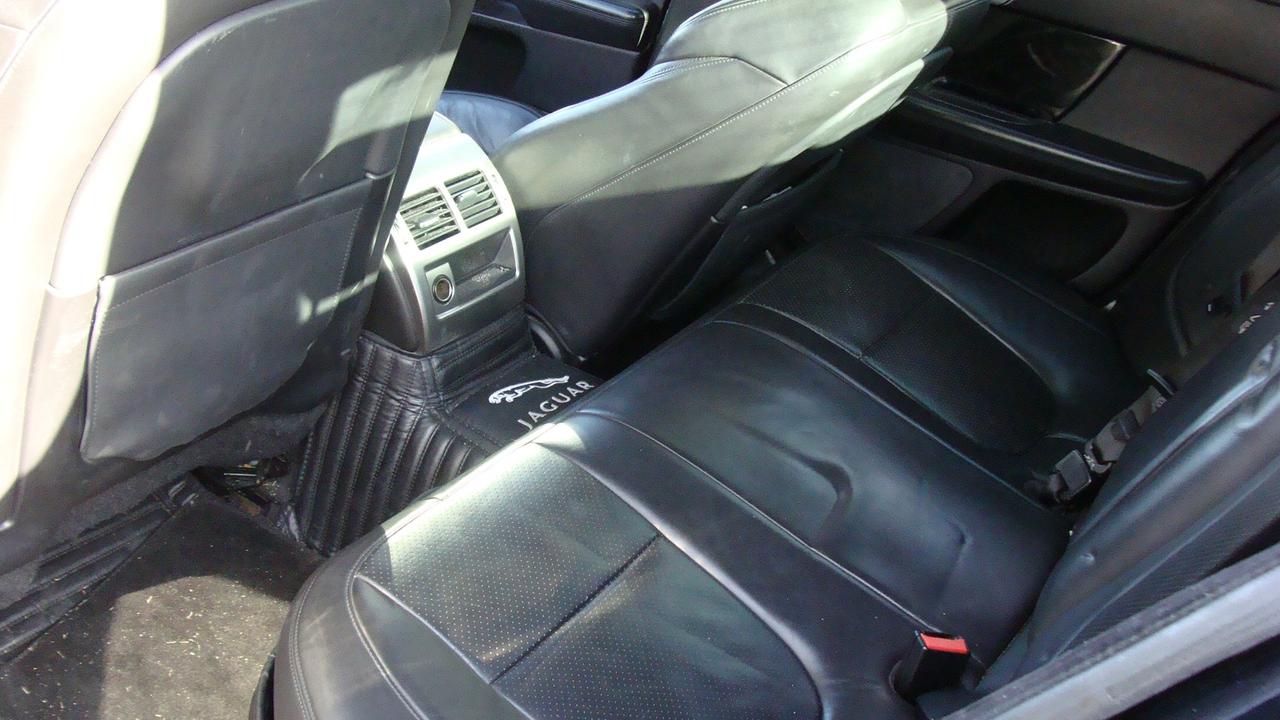 2013 Jaguar XF 4dr Sdn V6 AWD*NEW PRICE!*DRIVES WELL!* Photo