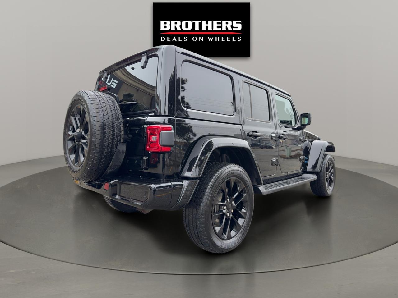 2021 Jeep Wrangler 4xe 4xe Unlimited High Altitude Plug in Hybrid NoAccid Photo