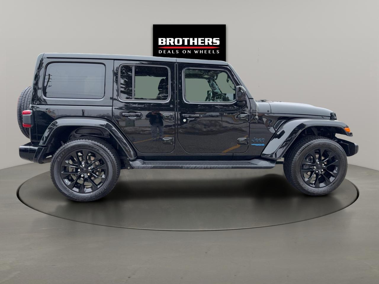 2021 Jeep Wrangler 4xe 4xe Unlimited High Altitude Plug in Hybrid NoAccid Photo