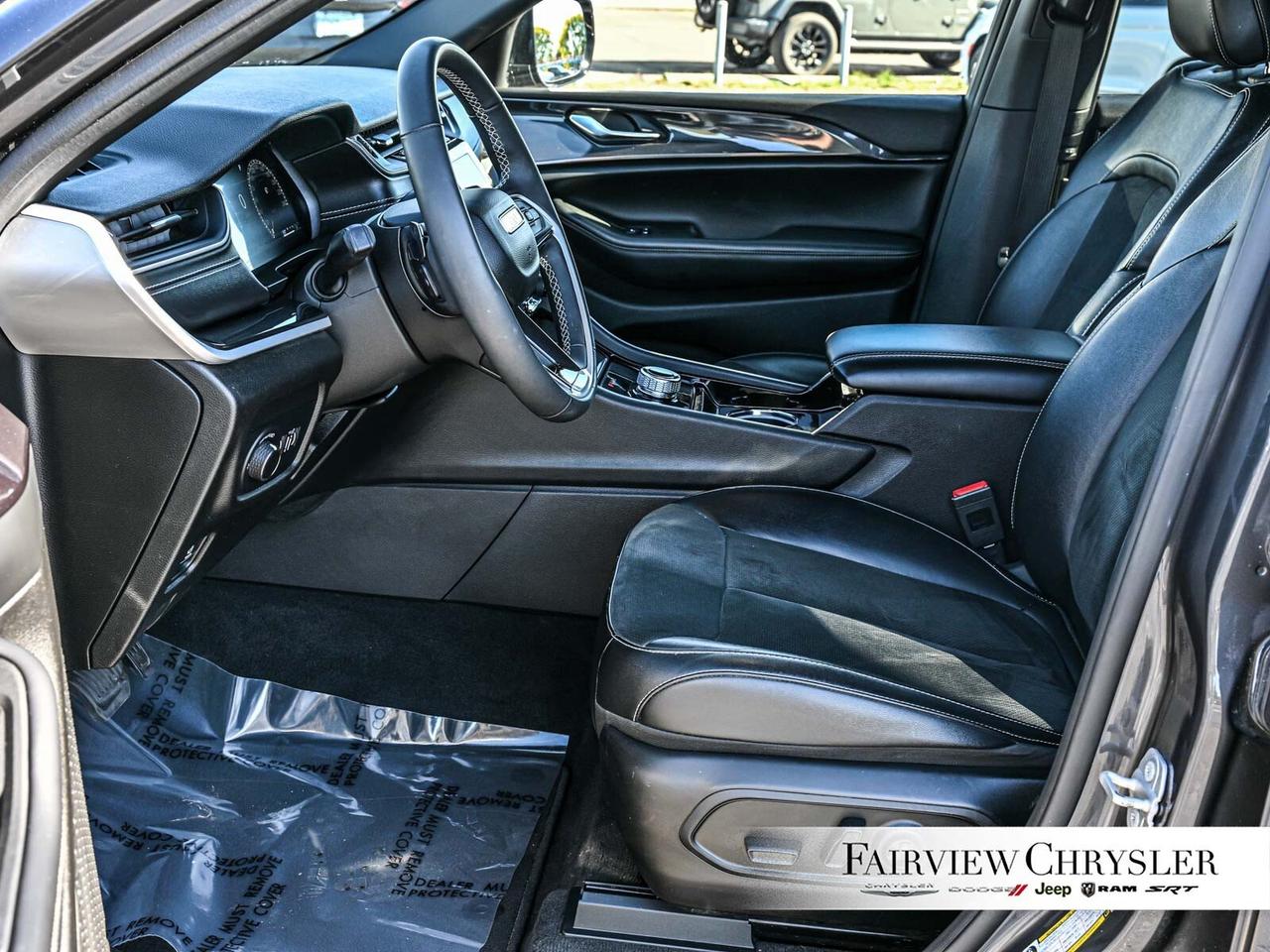 2023 Jeep Grand Cherokee L Laredo SUNROOF   PWR TAILGATE   CARPLAY   HEATED S Photo