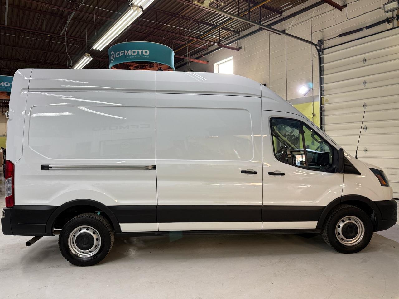 2022 Ford Transit Cargo Van T-250 148 HIGH ROOF   NO ACCIDENTS   WARRANTY SEPT Photo