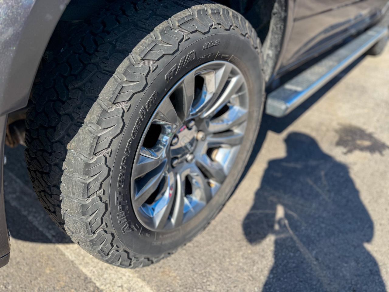 2014 RAM 1500 4WD Crew Cab 140.5  Longhorn Limited Photo