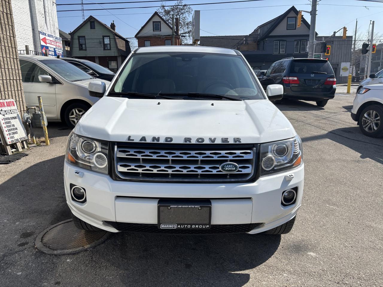 2013 Land Rover LR2 AWD 4dr Photo