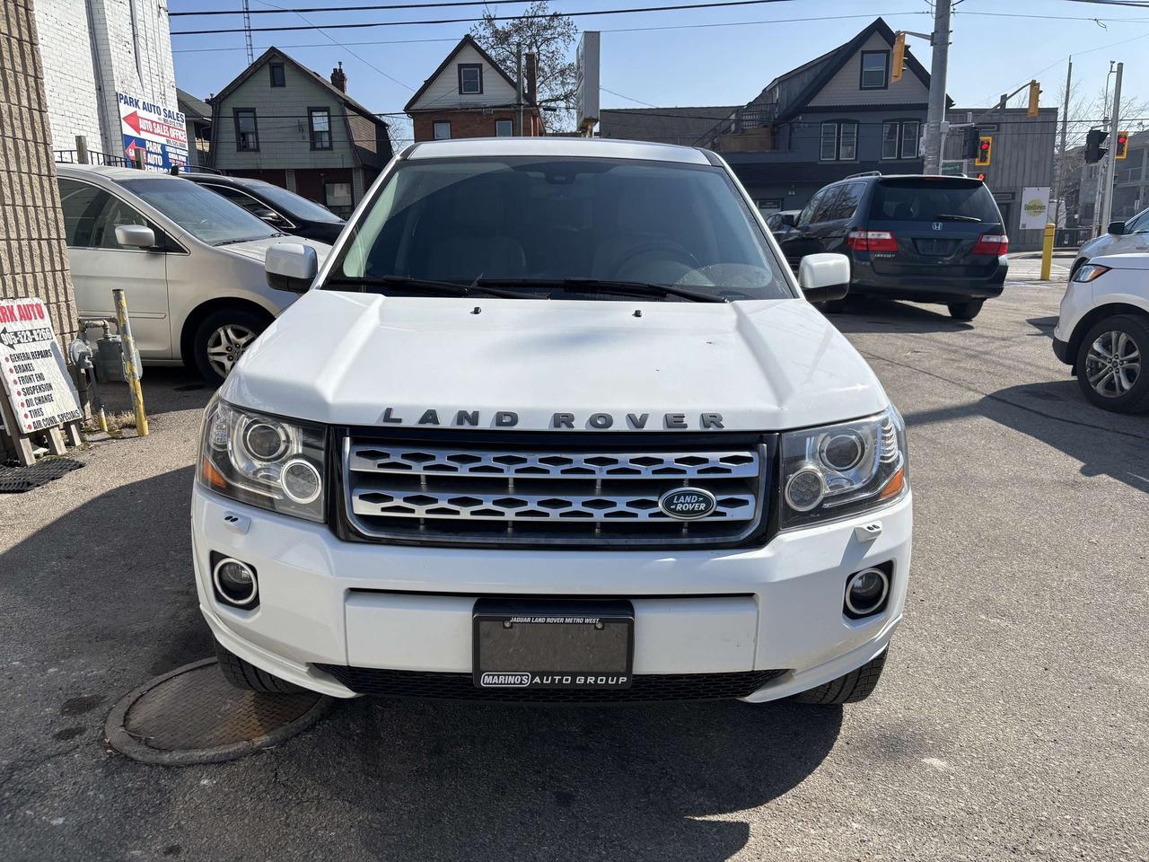 2013 Land Rover LR2 AWD 4dr Photo