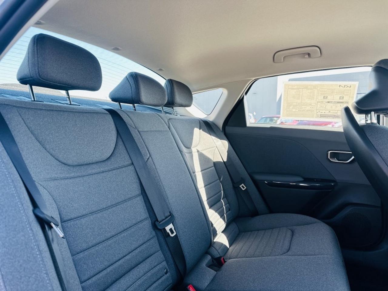 2025 Kia K4 EX Photo