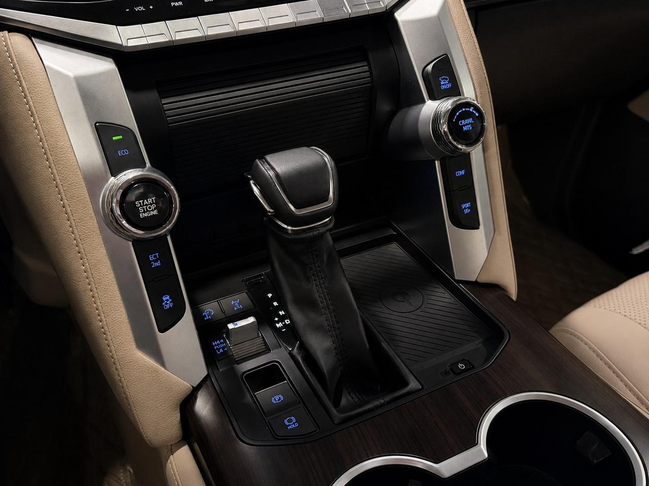 2008 Toyota Land Cruiser GXR Photo
