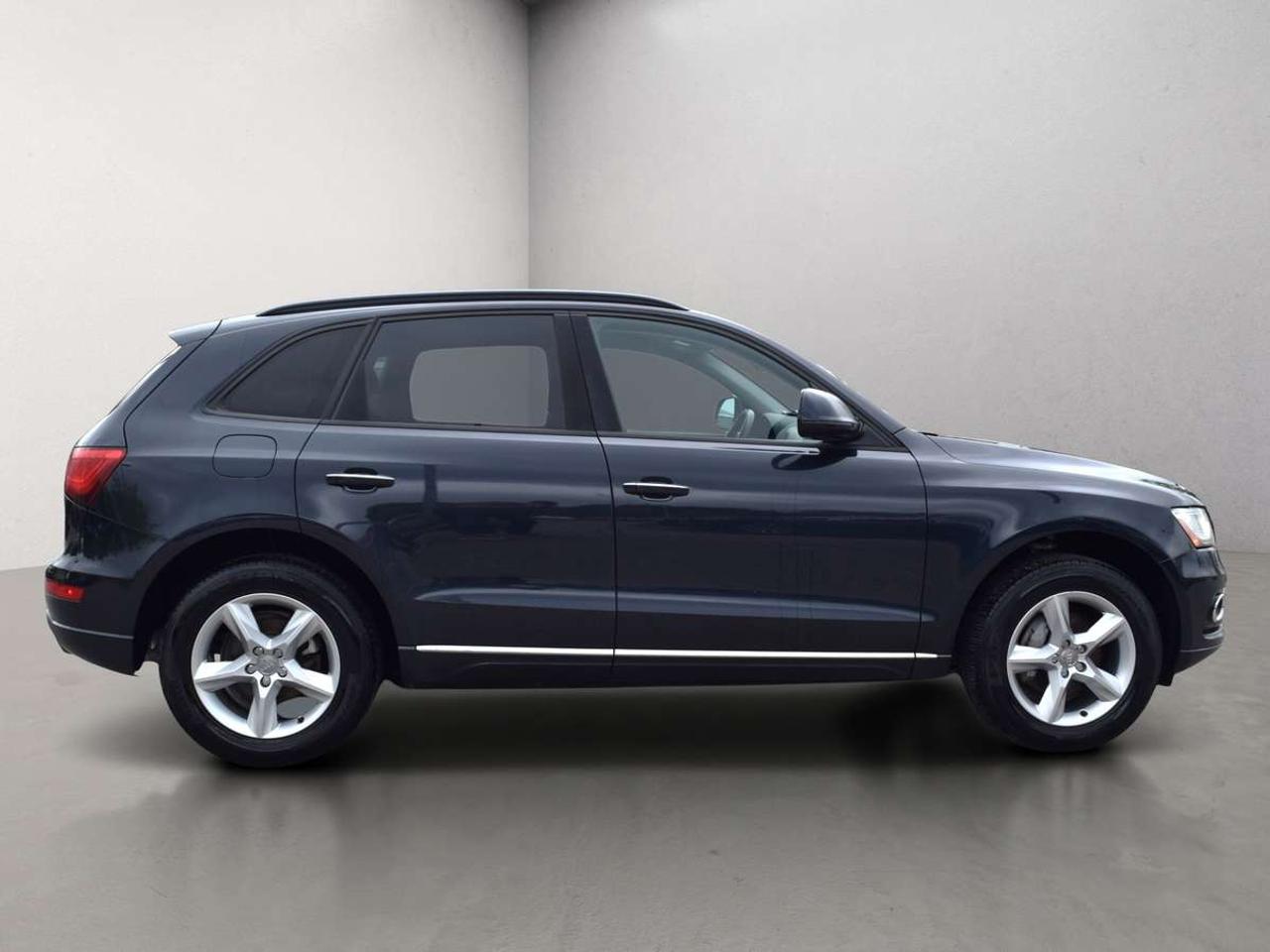 2016 Audi Q5 Komfort Plus AWD Photo
