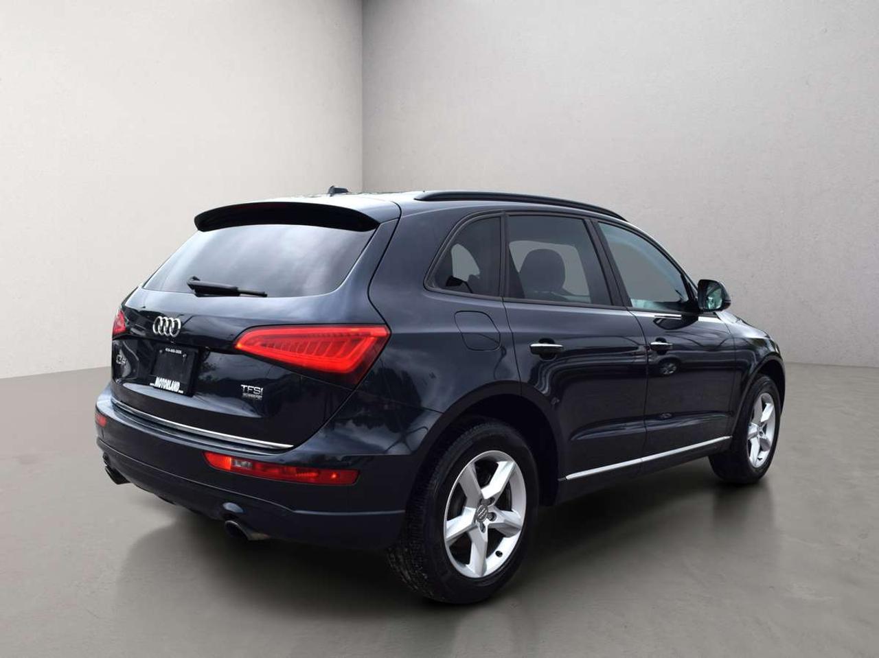 2016 Audi Q5 Komfort Plus AWD Photo4