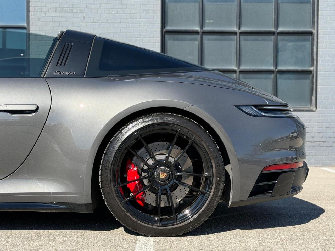 2023 Porsche 911 Carrera 4 GTS Cabriolet Photo