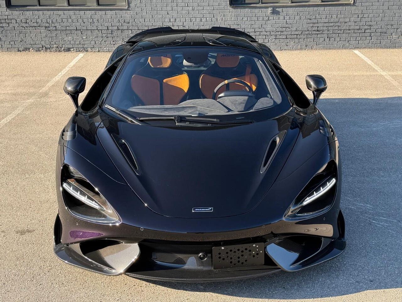 2021 McLaren 765LT Coupe Photo