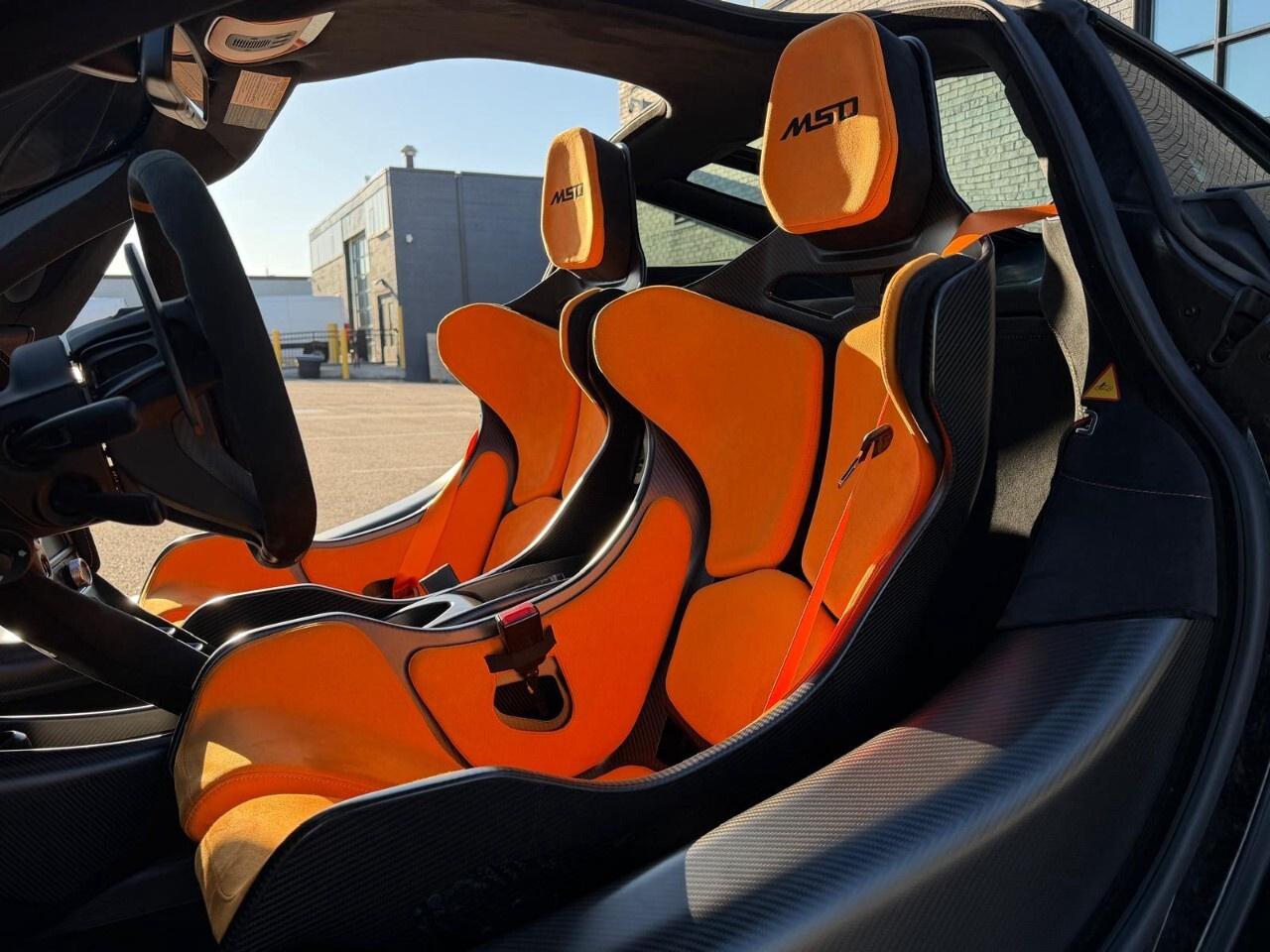 2021 McLaren 765LT Coupe Photo