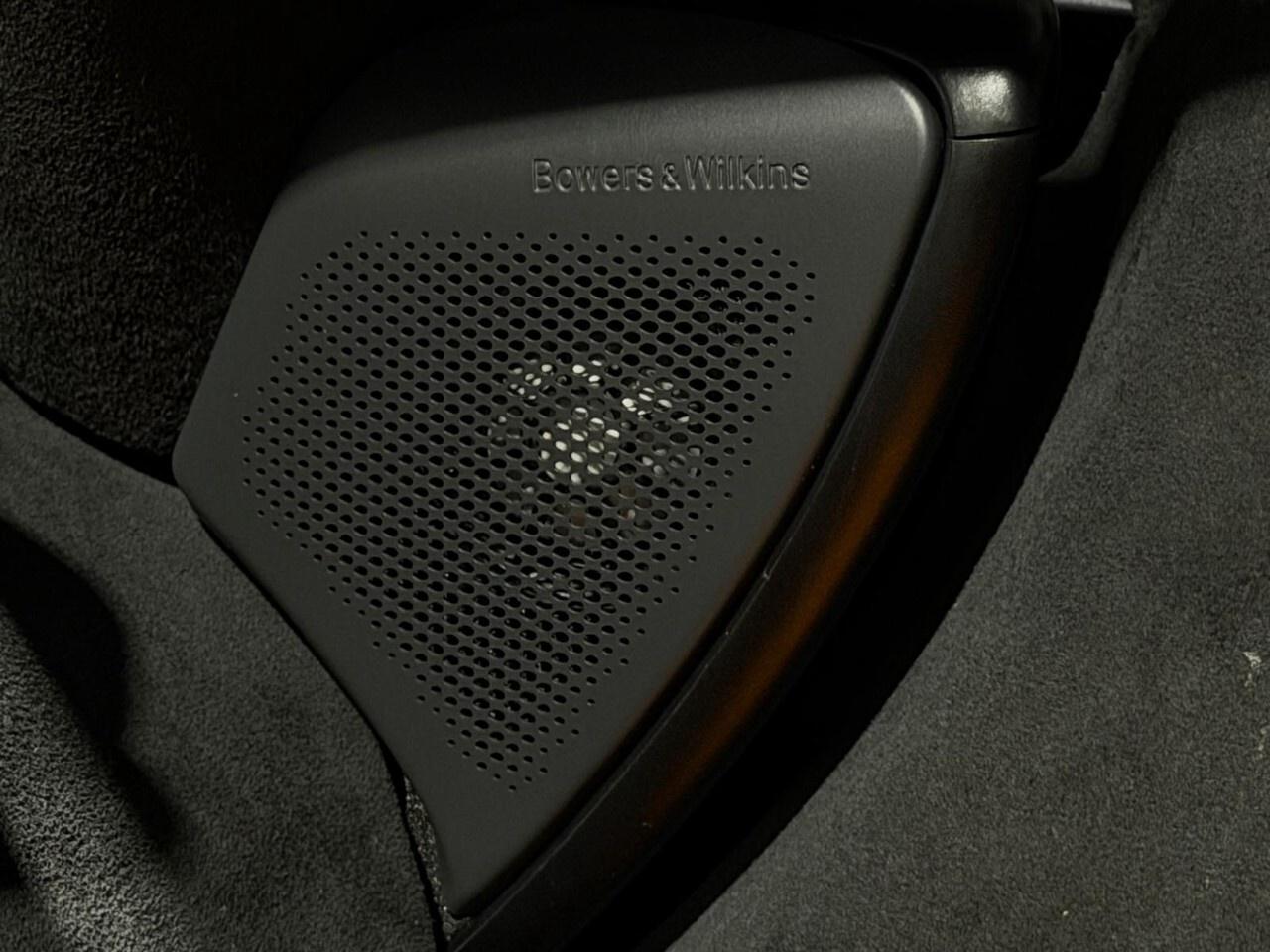 2021 McLaren 765LT Coupe Photo