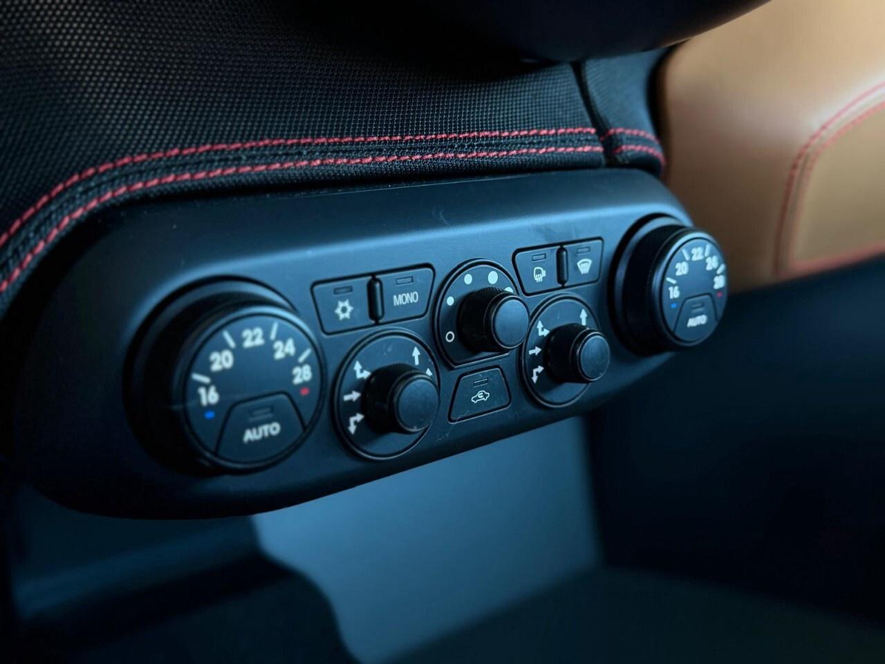 2014 Ferrari 458 ITALIA 2dr Cpe Speciale Photo