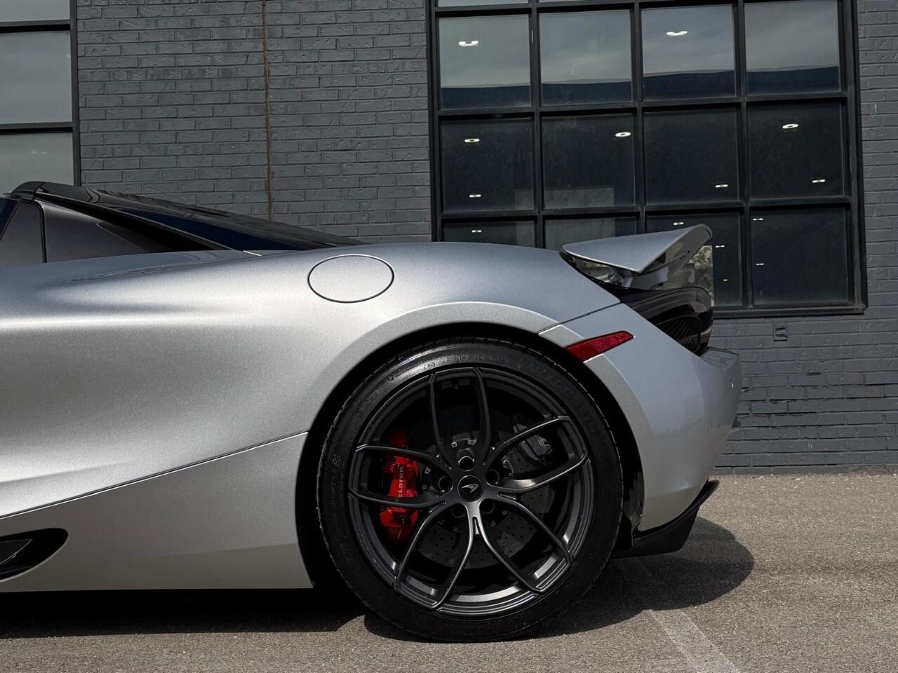 2020 McLaren 720S Performance Photo