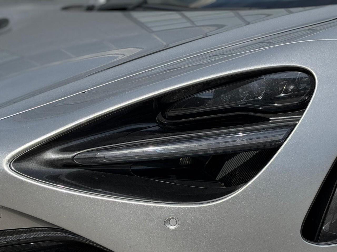 2020 McLaren 720S Performance Photo