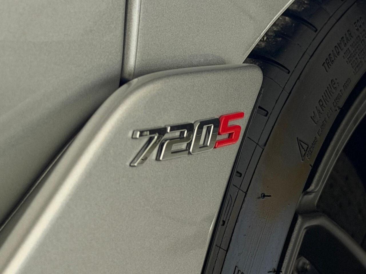 2020 McLaren 720S Performance Photo