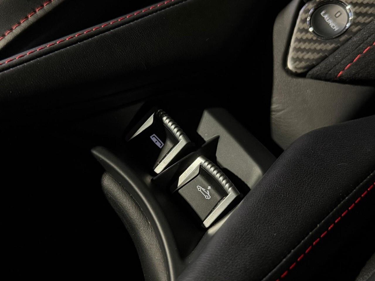 2020 McLaren 720S Performance Photo