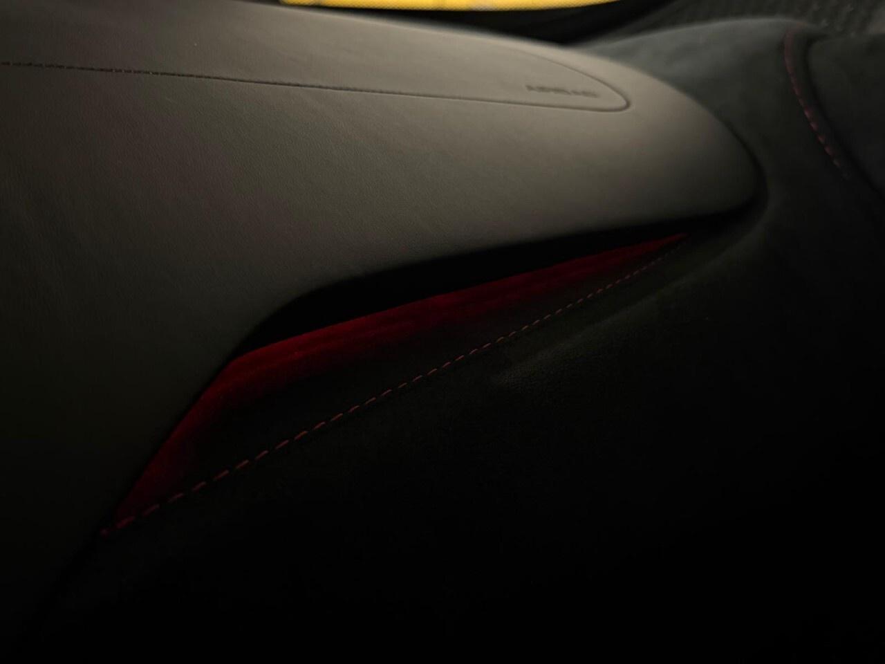 2020 McLaren 720S Performance Photo