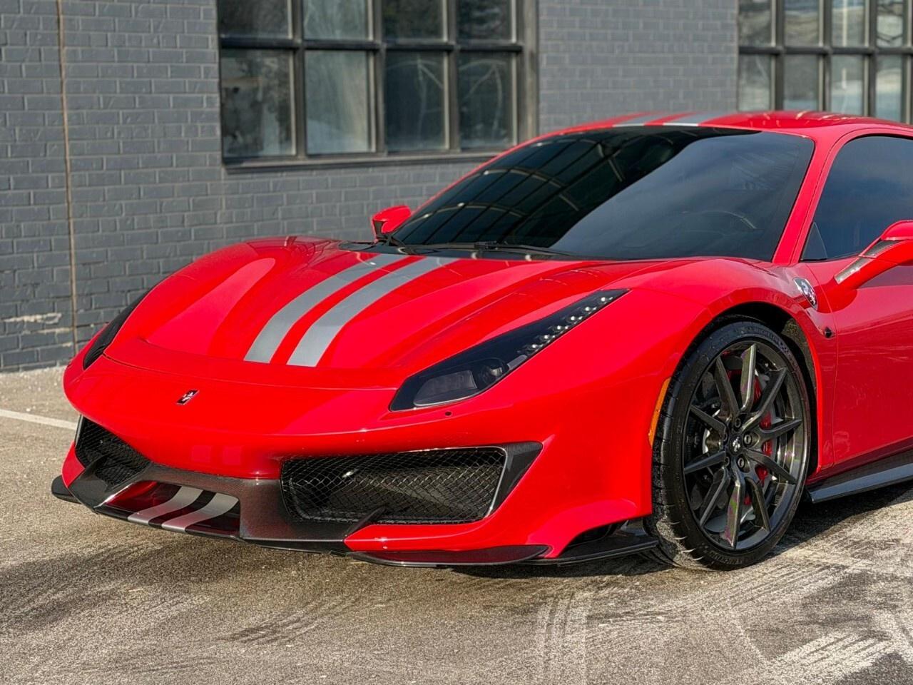 2019 Ferrari 488 Pista COUPE Photo