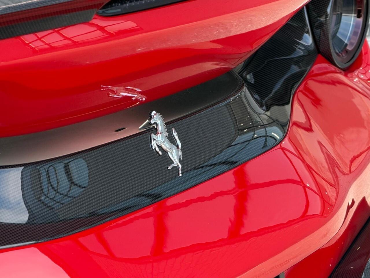 2019 Ferrari 488 Pista COUPE Photo